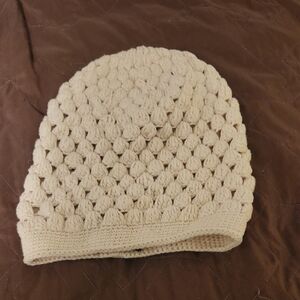 ANTIK BATIK Cream Crochet Beanie
